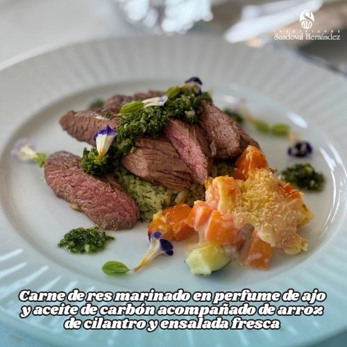 platos de cocina peruana en degustación institucional